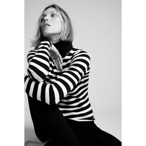 Zara Black White Striped Mock Neck Long Sleeve Knit Pullover Sweater (NWT) - Picture 1 of 5
